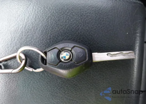 2005 BMW 330Ci z USA, uszkodzony, nr VIN WBABW53445PL50326